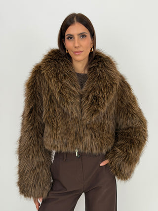 Pelliccia con Collo Alto Berna Marrone
