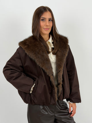 Giubbotto Imbottito con Collo in Pelliccia Marrone