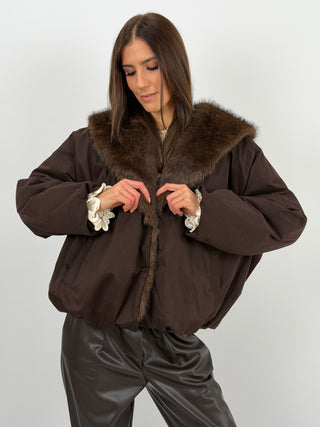 Giubbotto Imbottito con Collo in Pelliccia Marrone