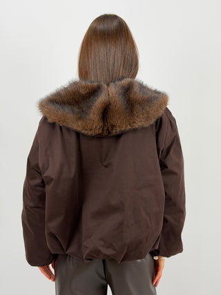 Giubbotto Imbottito con Collo in Pelliccia Marrone