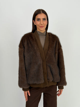 Giacca in Pelliccia con Bordi Marroni