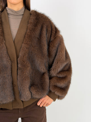 Giacca in Pelliccia con Bordi Marroni