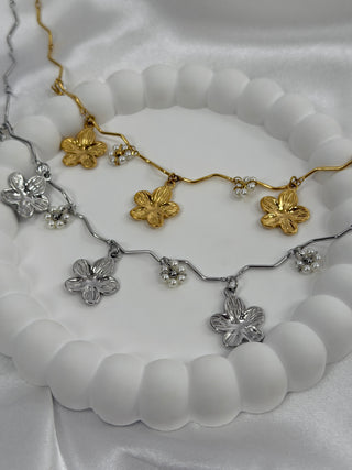Collana Flowers