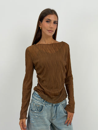 Maglia Waves a Manica Lunga Marrone - Maglia marrone in tessuto semitrasparente a manica lunga, con canotta inclusa. | Paloma Store