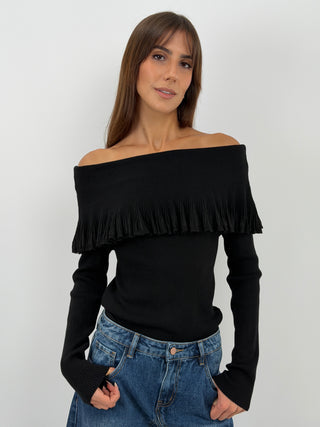 Maglia Spalle Scoperte Nera - Maglia nera a maniche lunghe con spalle scoperte. Dettaglio lavorato sul bordo. | Paloma Store