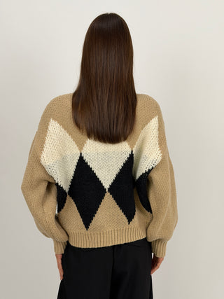 Maglione a Rombi a Collo Alto Beige