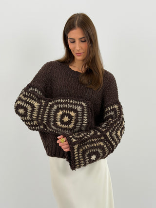 Maglione con Maniche Ricamate Marrone
