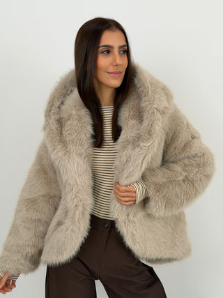 Pelliccia Ampia con Cappuccio Chamonix Beige
