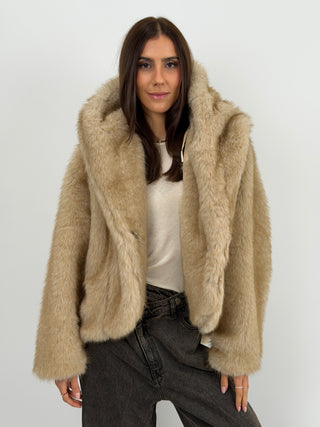 Pelliccia Ampia con Cappuccio Chamonix Miele