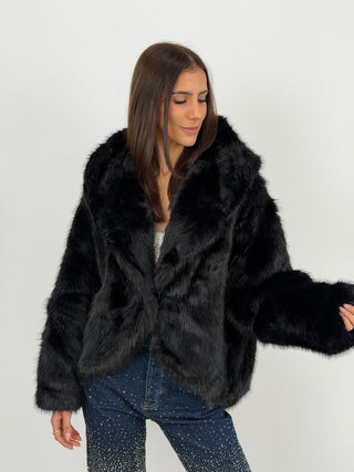 Pelliccia Ampia con Cappuccio Chamonix Nera