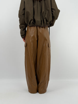 Pantalone Cargo in Eco Pelle Cammello