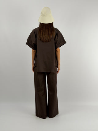 Set Overshirt e Pantalone con Bottoni Marrone Lumina