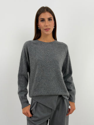Pullover Girocollo in Lana e Cashmere Grigio - Pullover grigio in lana e cashmere a girocollo con maniche lunghe. Filato morbido che non punge. | Paloma Store