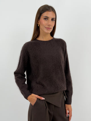 Pullover Girocollo in Lana e Cashmere Marrone - Pullover marrone in lana e cashmere a girocollo con maniche lunghe. Filato morbido che non punge. | Paloma Store