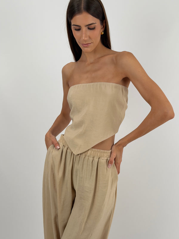 Set Top a Triangolo e Pantalone Beige
