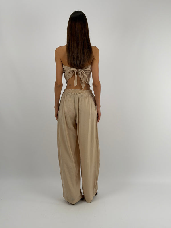 Set Top a Triangolo e Pantalone Beige