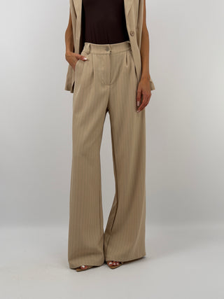 Completo Gessato con Gilet Beige