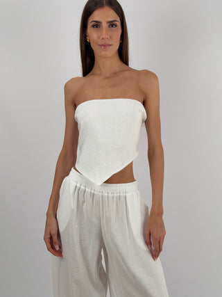 Set Top a Triangolo e Pantalone Bianco