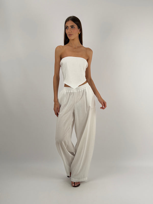 Set Top a Triangolo e Pantalone Bianco