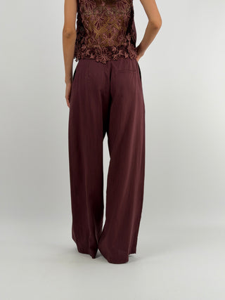 Set Gilet e Pantalone Bordeaux con Pizzo Lumina
