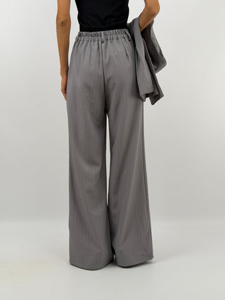 Completo Gessato con Gilet Grigio