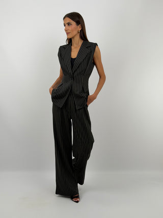 Completo Gessato con Gilet Nero