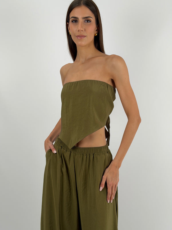 Set Top a Triangolo e Pantalone Verde Oliva