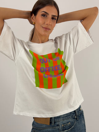 T-shirt Bianca con Stampa Out of Office Cherie Lumina