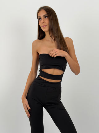 Tuta Due Pezzi Nera con Cut Out e Copri Spalle